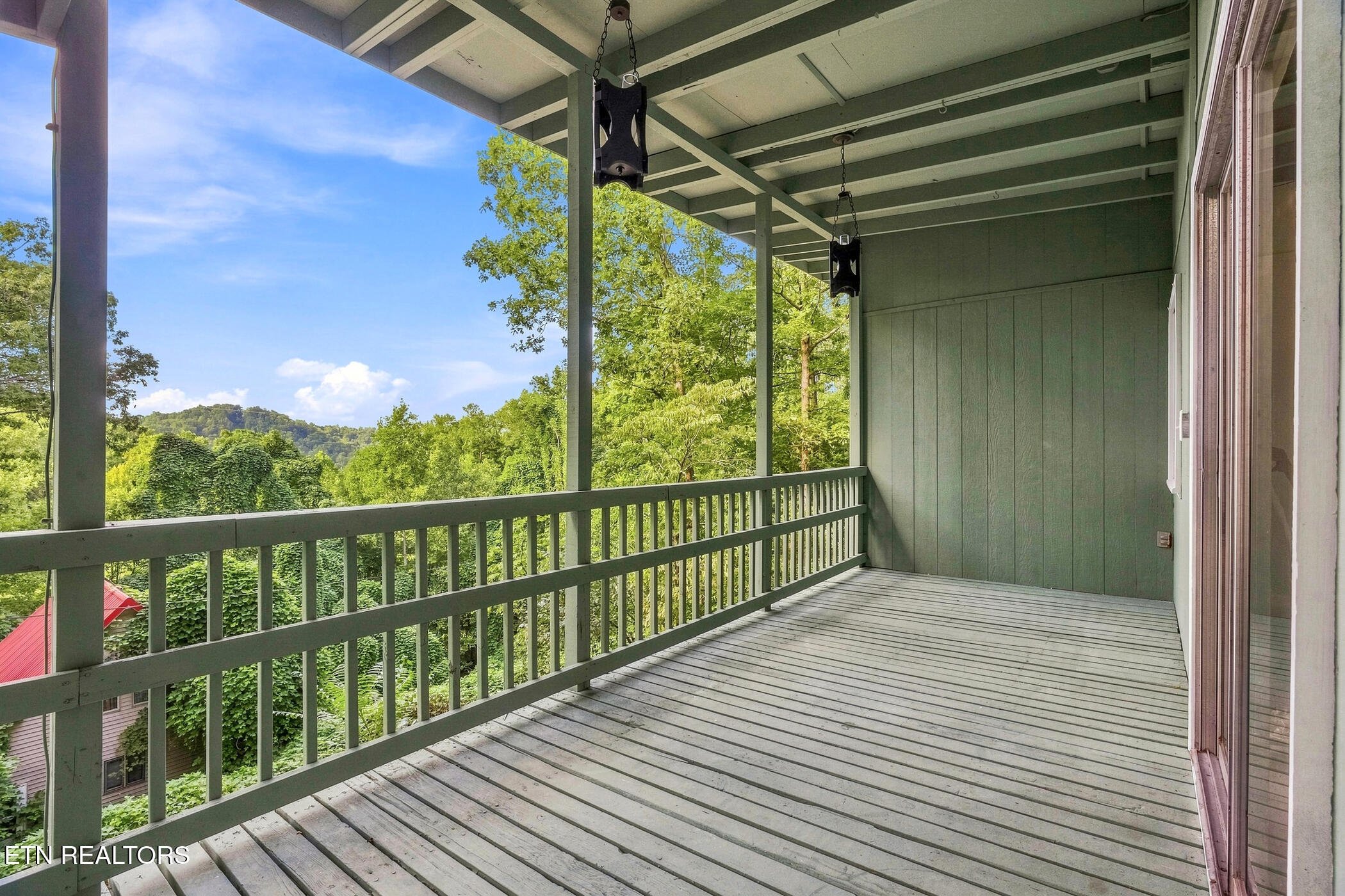 154 White Oak Lane