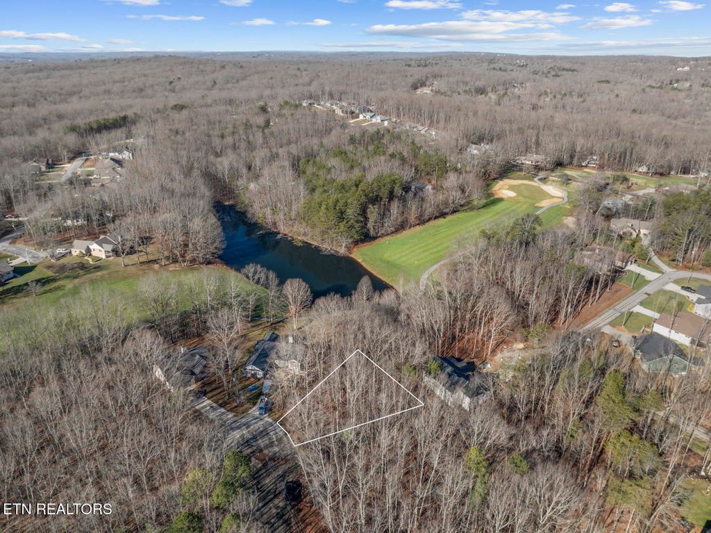 Photo of 34 Clinebrook Drive, Crossville, TN 38558 (MLS # 1324718)