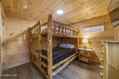 Tiny photo for 2037 Mccarter Drive, Sevierville, TN 37862 (MLS # 1323913)