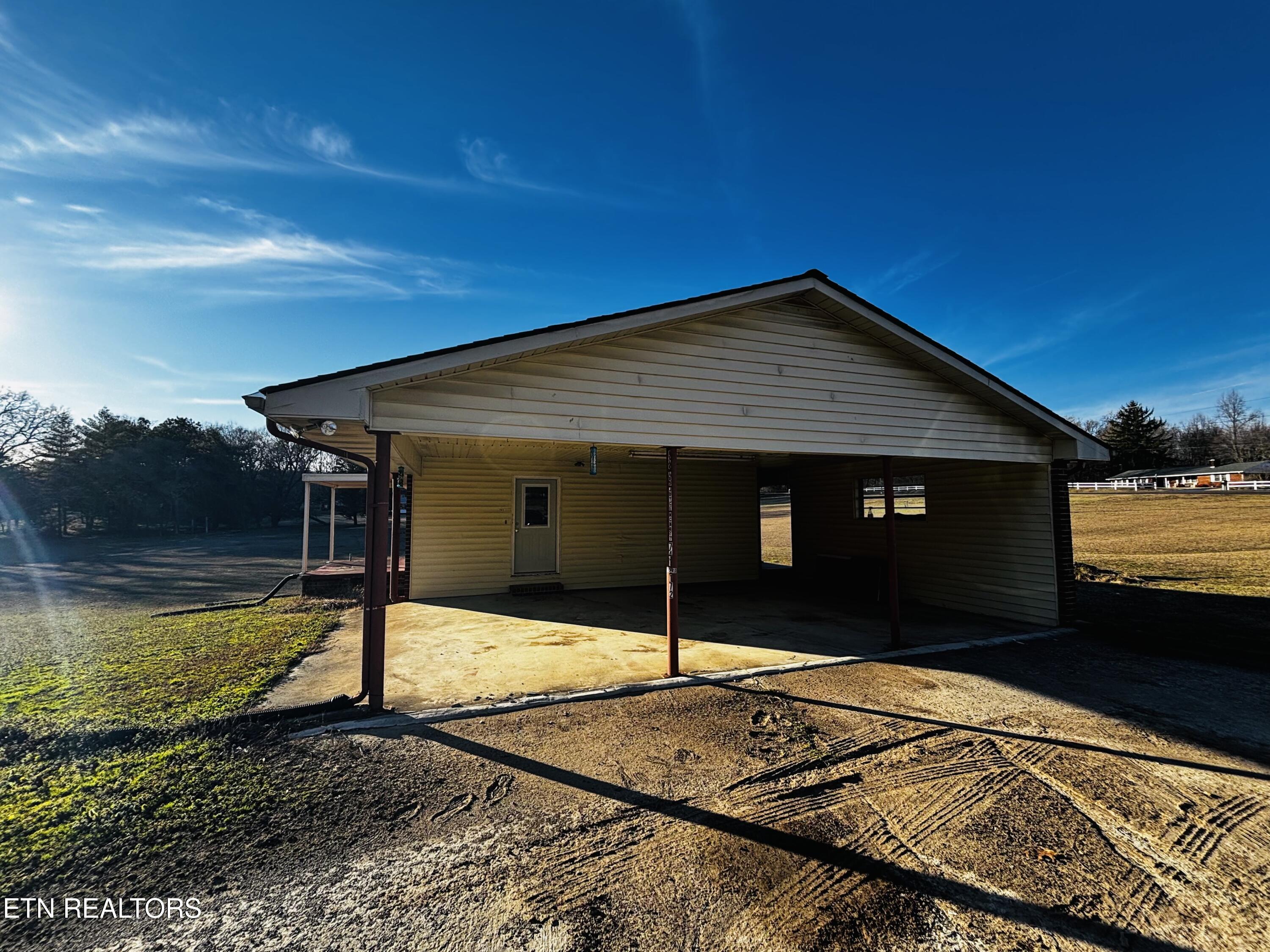 741 County Road 172
