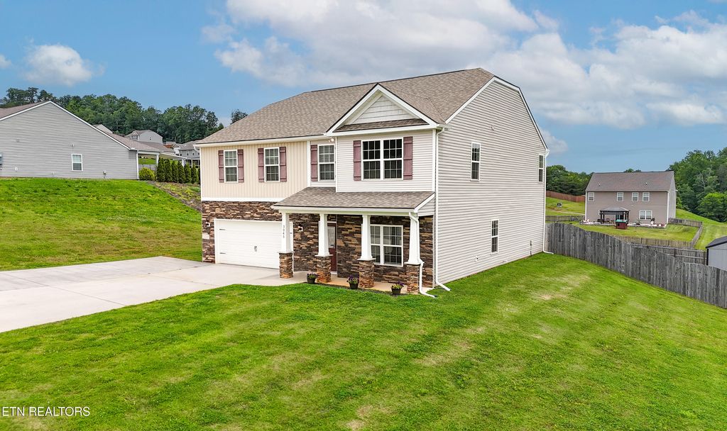 Photo of 3045 Sagegrass Drive, Louisville, TN 37777 (MLS # 1302522)
