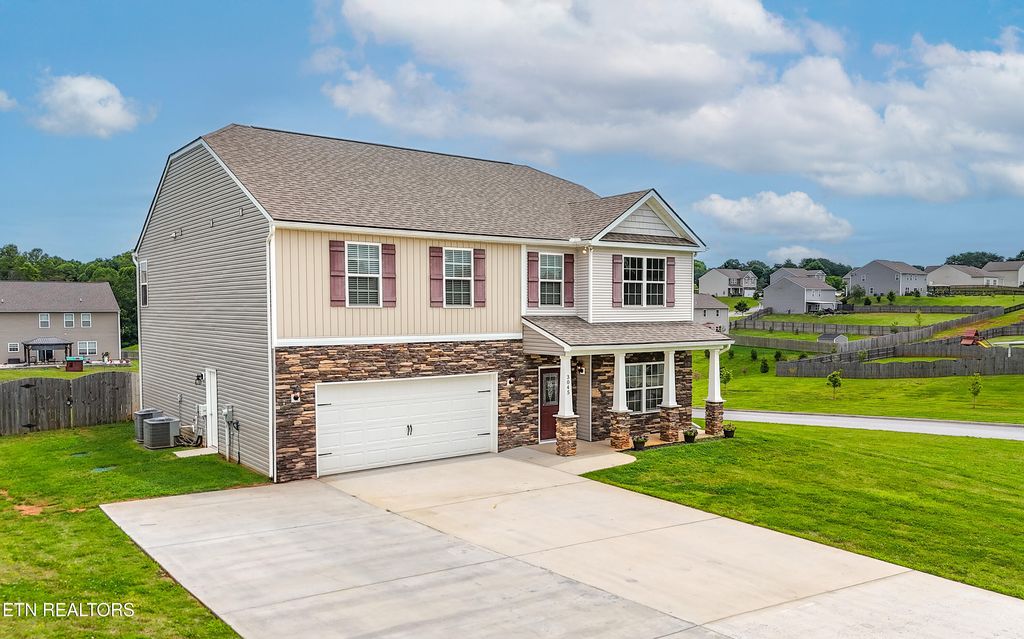 Photo of 3045 Sagegrass Drive, Louisville, TN 37777 (MLS # 1302522)