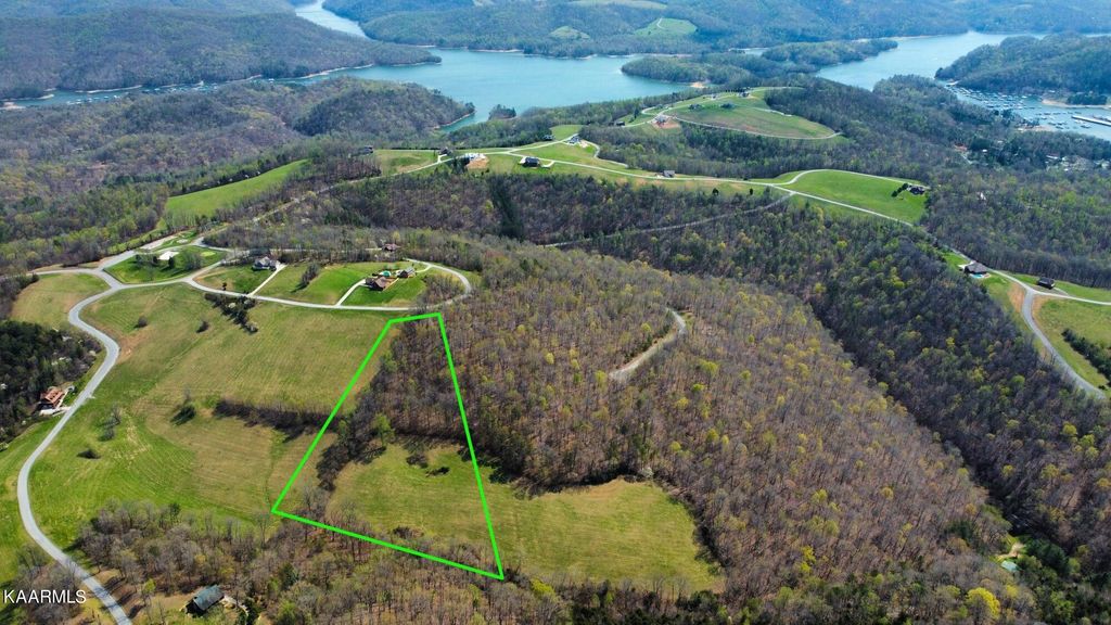 Photo of Flagstone Loop, New Tazewell, TN 37825 (MLS # 1221205)