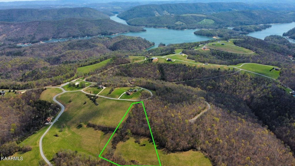 Photo of Flagstone Loop, New Tazewell, TN 37825 (MLS # 1221205)