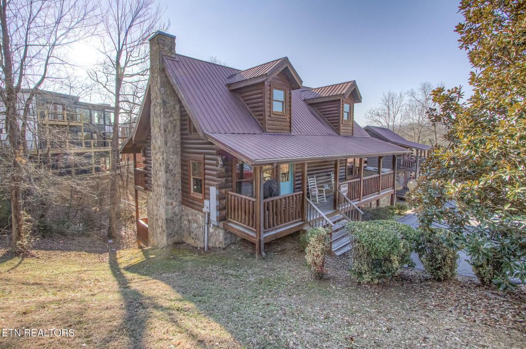 Photo of 1548 Rainbow Ridge Way, Sevierville, TN 37862 (MLS # 1329160)