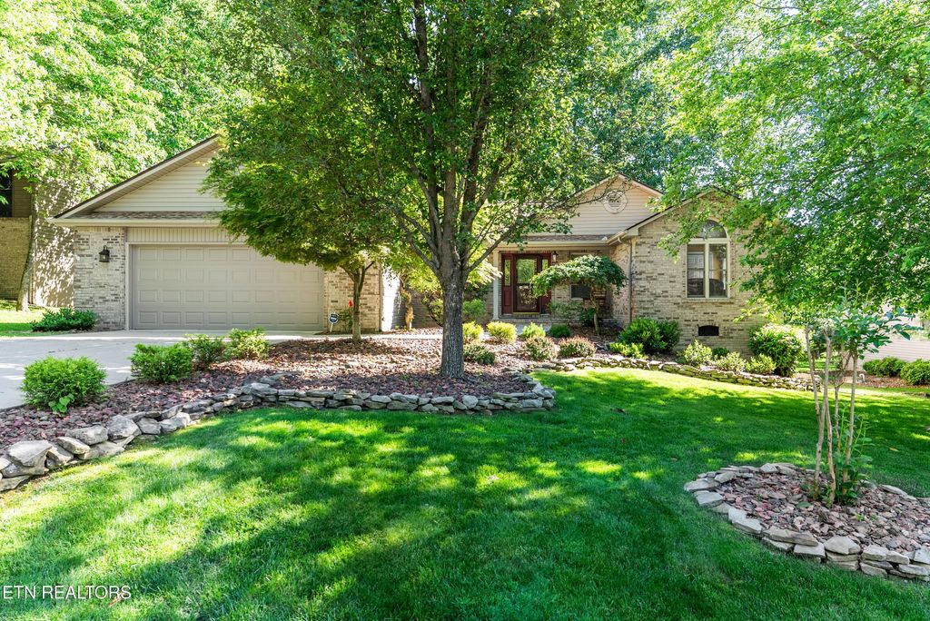 Photo of 109 Markham Lane, Crossville, TN 38558 (MLS # 1302350)