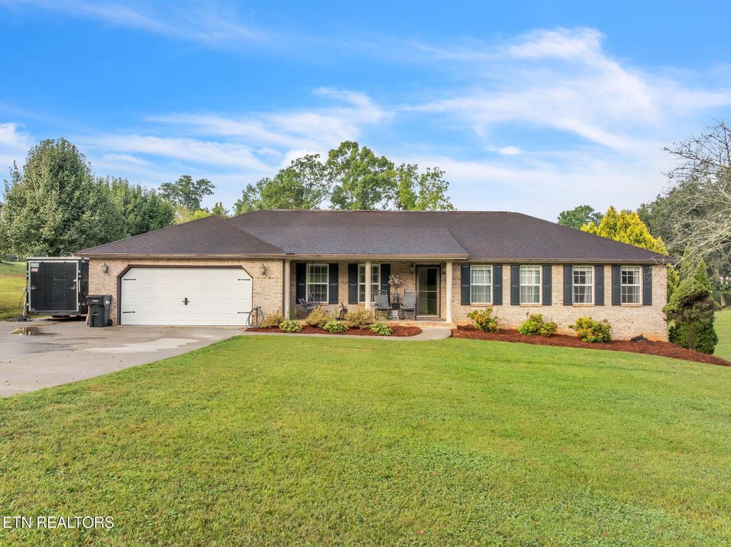 Photo of 145 Grace Circle, Clinton, TN 37716 (MLS # 1315088)