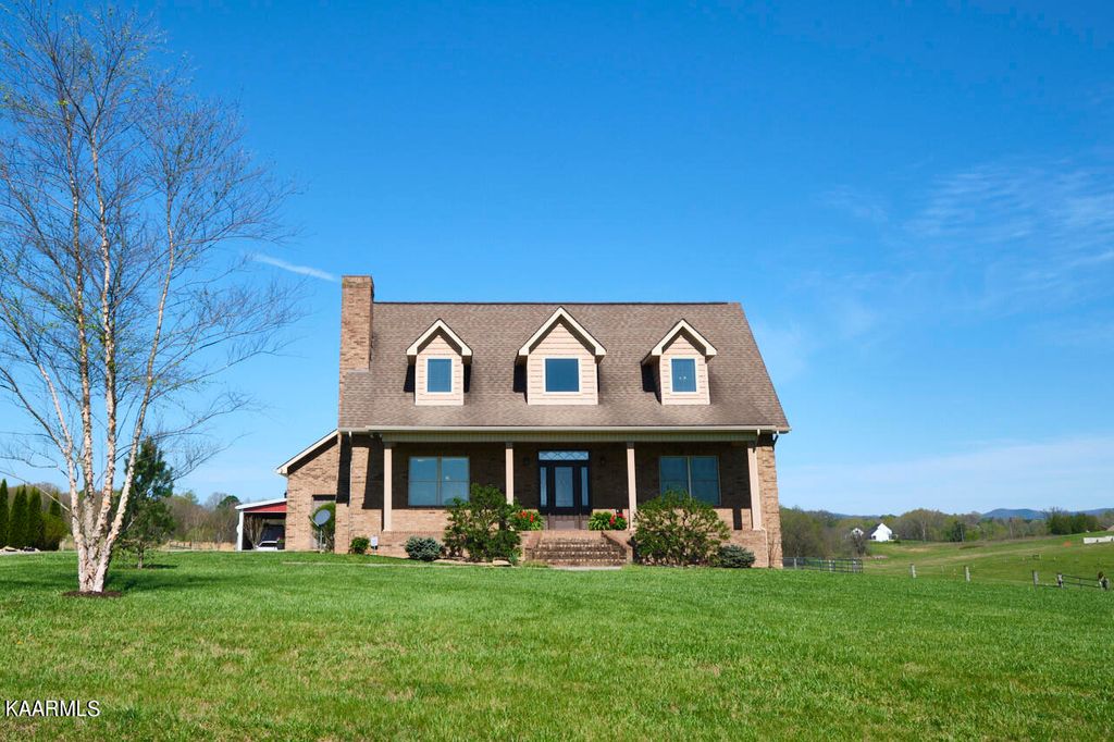 Photo of 936 Cliff Top Rd, Blaine, TN 37709 (MLS # 1231074)