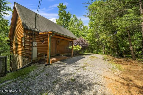 4196 Mountain Rest Way Sevierville TN 37876