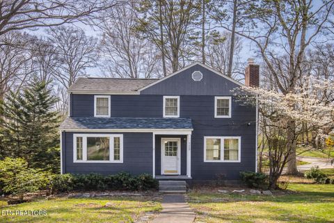 Photo of 4400 Barbara Drive, Knoxville, TN 37918 (MLS # 1334072)