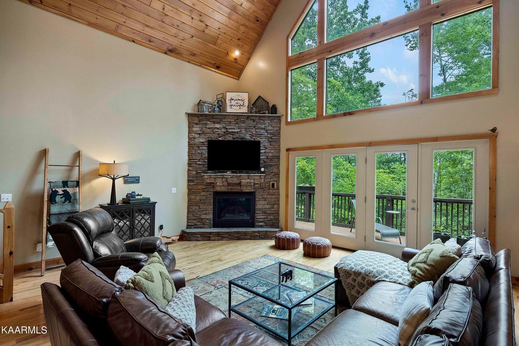 Photo of 132 Fence Rail Gap Rd, Walland, TN 37886 (MLS # 1229660)