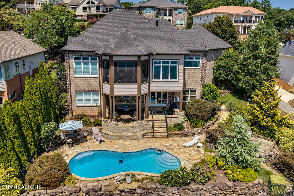 Photo of 313 Kiyuga Way, Loudon, TN 37774 (MLS # 1351133)