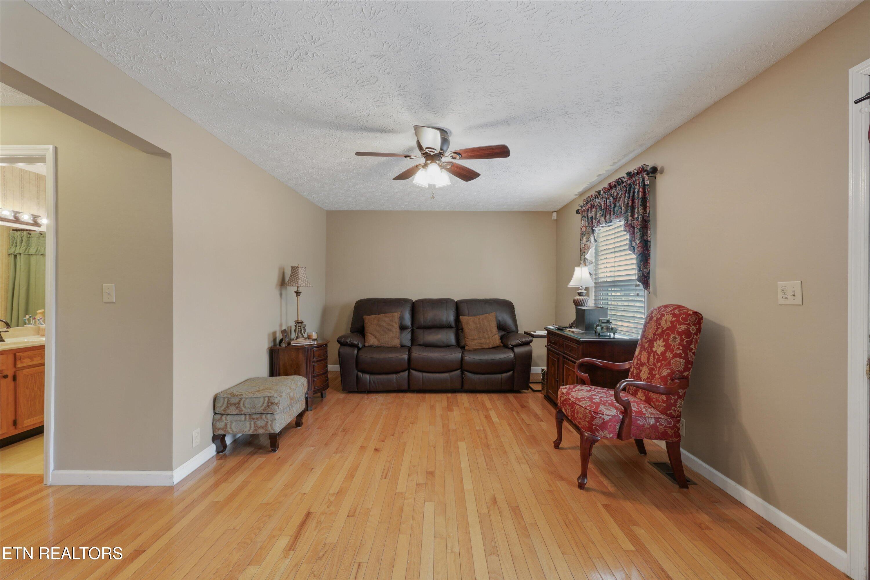 812 New Clear Branch Rd