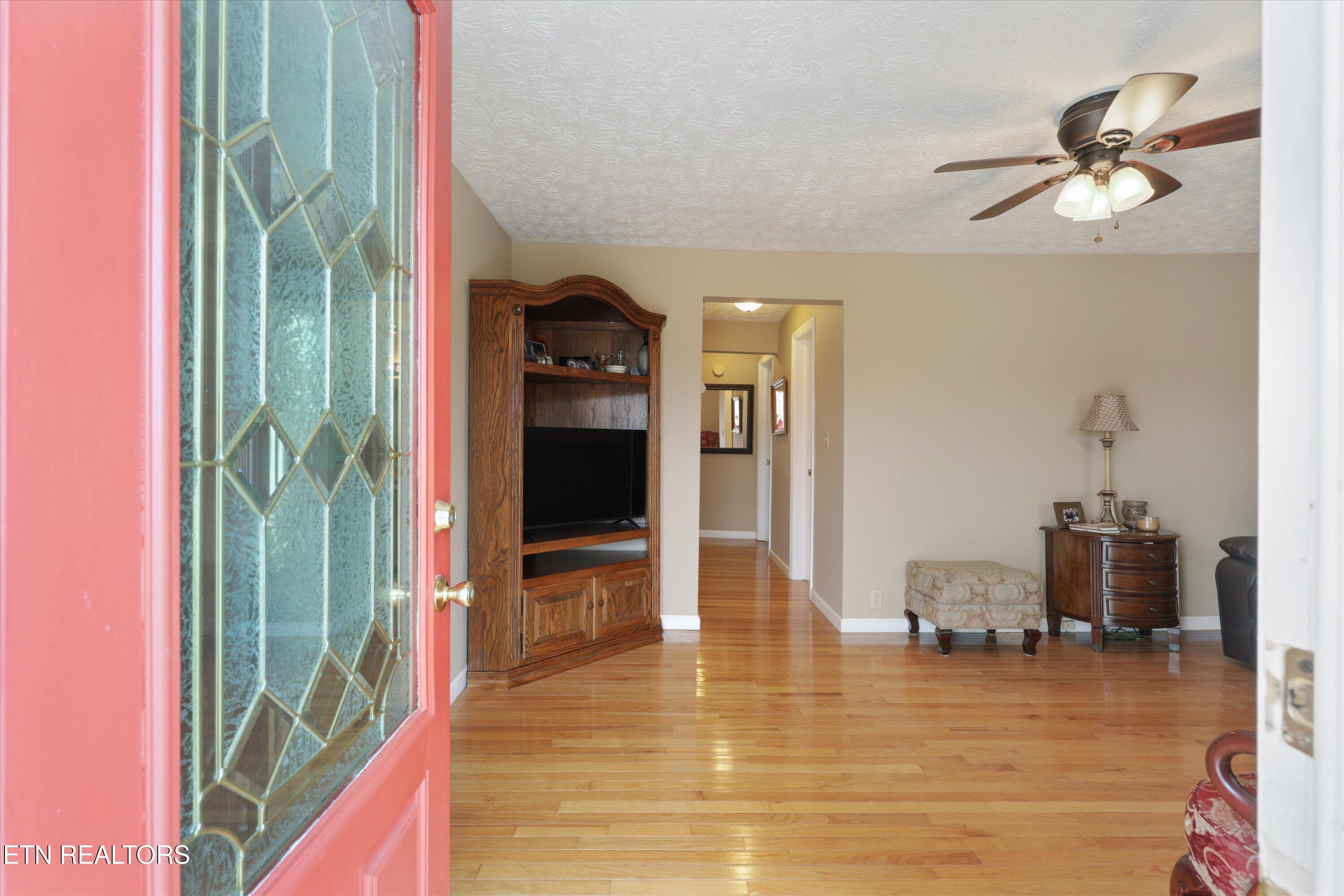 812 New Clear Branch Rd