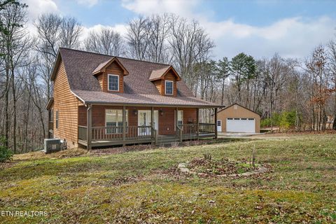 Photo of 331 E Cove Rd, Monterey, TN 38574 (MLS # 1330932)