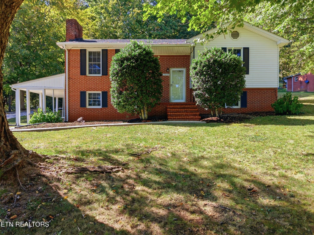 Photo of 2247 Hitchcock Drive, Cookeville, TN 38506 (MLS # 1358014)