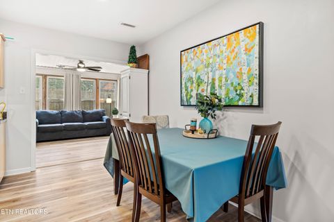 Tiny photo for 1227 Edinburgh Drive, Maryville, TN 37803 (MLS # 1349030)