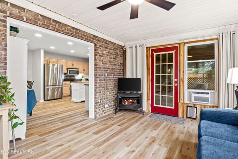 Tiny photo for 1227 Edinburgh Drive, Maryville, TN 37803 (MLS # 1349030)