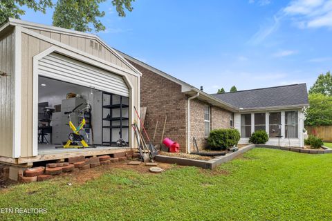 Tiny photo for 1227 Edinburgh Drive, Maryville, TN 37803 (MLS # 1349030)