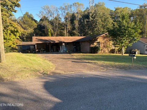 Photo of 6512 E Garwood Circle, Knoxville, TN 37918 (MLS # 1358347)