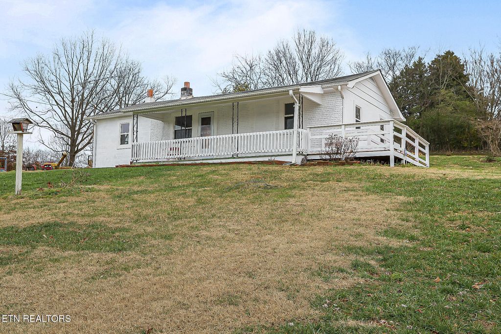 Photo of 1245 Sugar Fork Rd, Dandridge, TN 37725 (MLS # 1286367)