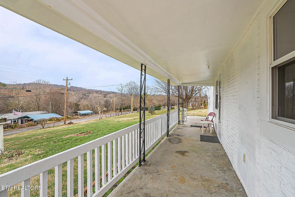 Photo of 1245 Sugar Fork Rd, Dandridge, TN 37725 (MLS # 1286367)