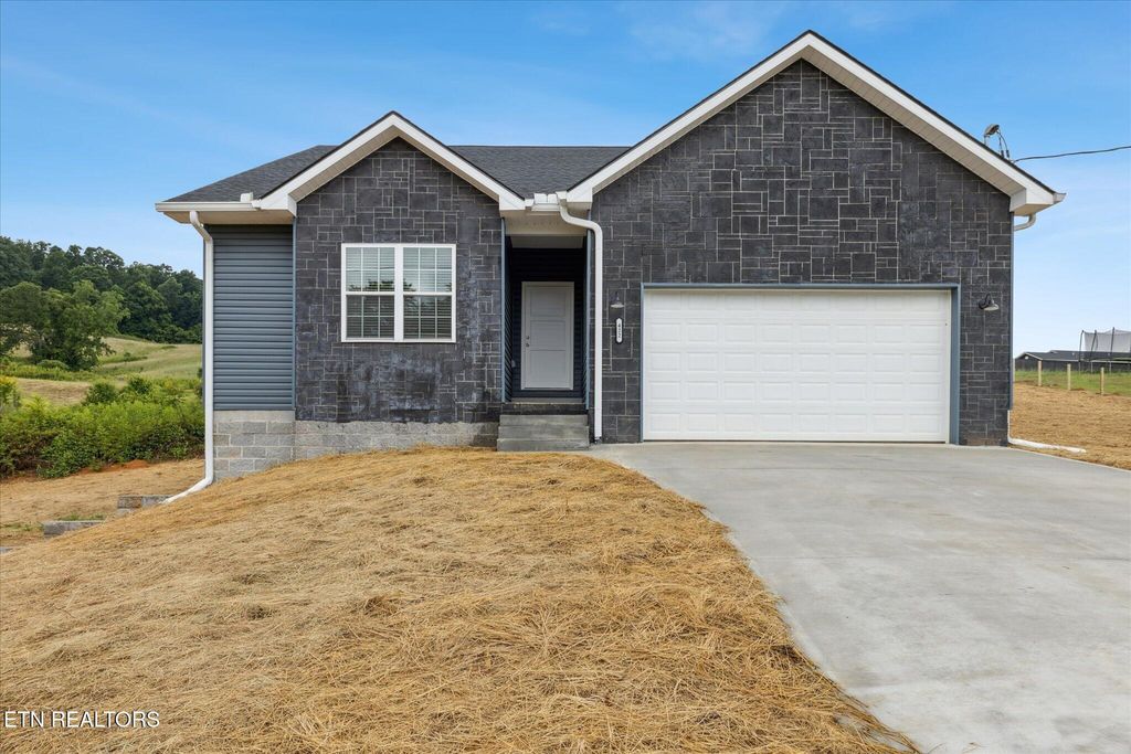 Photo of 422 McGuire Rd, New Market, TN 37820 (MLS # 1303459)