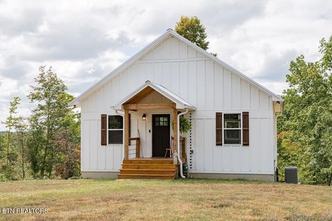 Photo of 14454 Peach Stone Ln, Crawford, TN 38554 (MLS # 1320016)