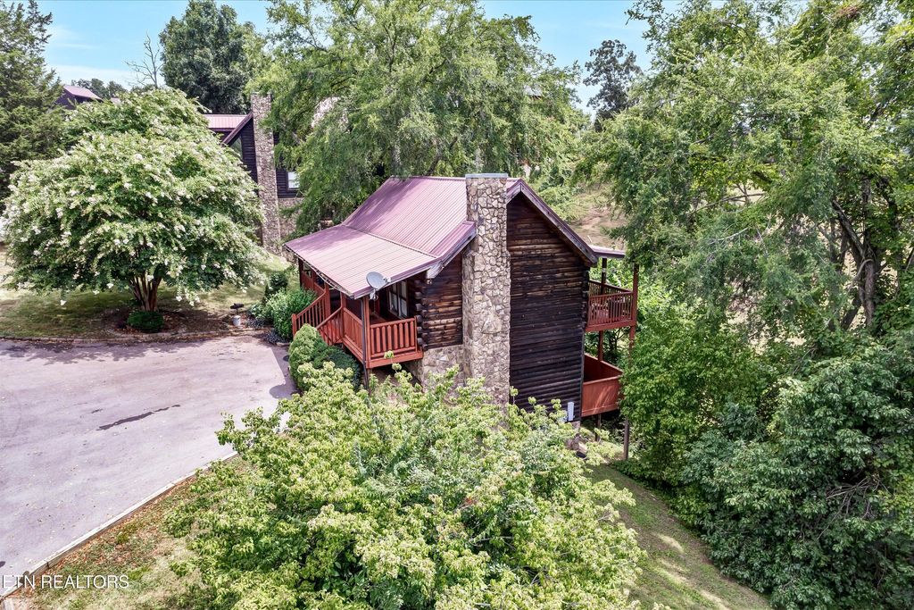 Photo of 1528 Rainbow Ridge Way, Sevierville, TN 37862 (MLS # 1304474)