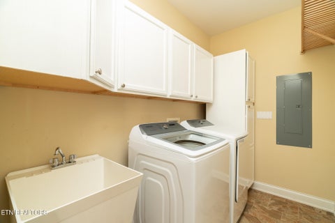 Tiny photo for 2029 Kentucky St, Seymour, TN 37865 (MLS # 1359795)