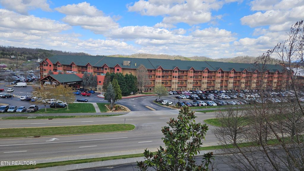 Photo of 1424 Old Knoxville Hwy #13079/8, Sevierville, TN 37876 (MLS # 1334043)