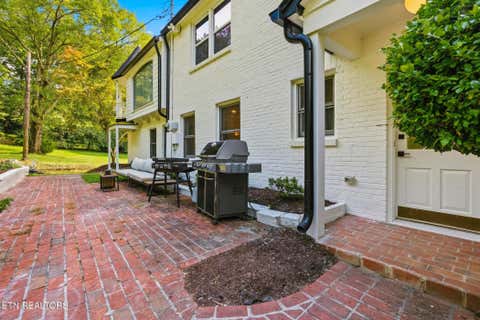 Tiny photo for 2704 Lakewood Lane, Knoxville, TN 37921 (MLS # 1351147)