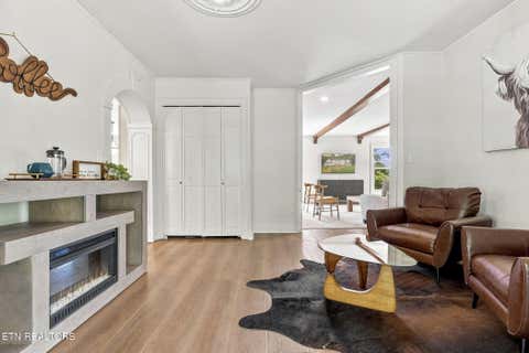 Tiny photo for 2704 Lakewood Lane, Knoxville, TN 37921 (MLS # 1351147)