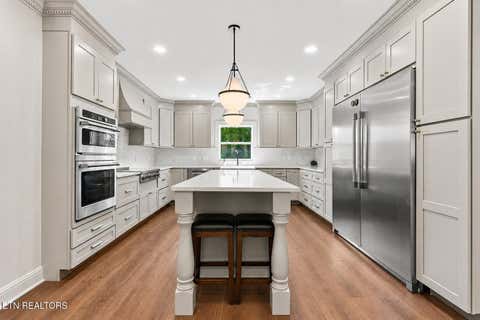 Tiny photo for 2704 Lakewood Lane, Knoxville, TN 37921 (MLS # 1351147)