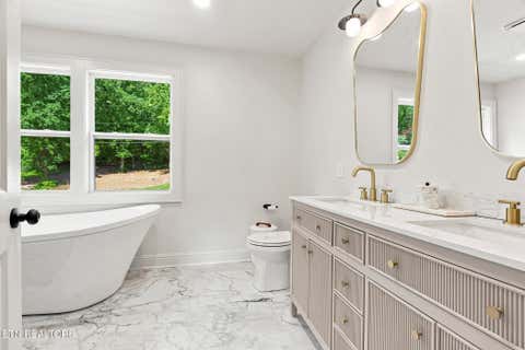 Tiny photo for 2704 Lakewood Lane, Knoxville, TN 37921 (MLS # 1351147)