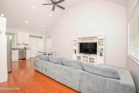 Tiny photo for 524 Westbury Drive, Clinton, TN 37716 (MLS # 1342919)