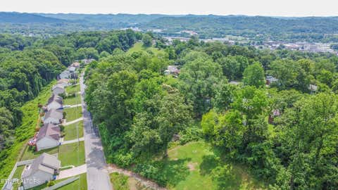 Tiny photo for 524 Westbury Drive, Clinton, TN 37716 (MLS # 1342919)