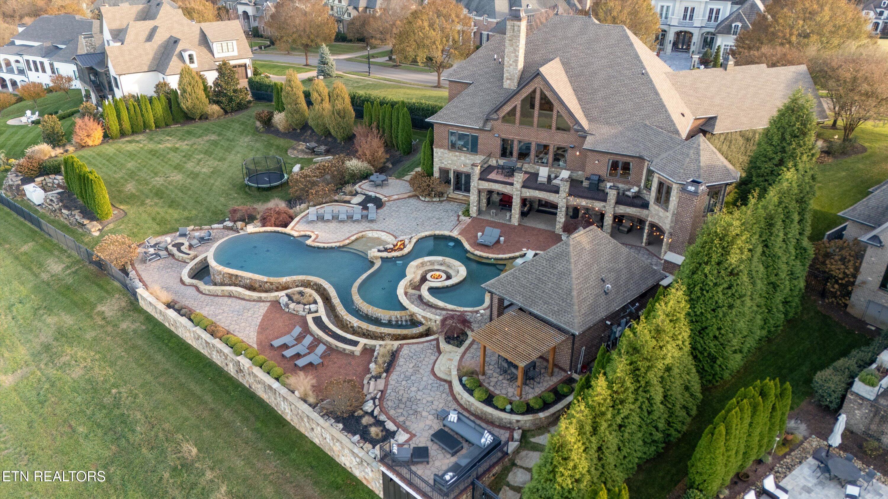 12767 Highwick Circle