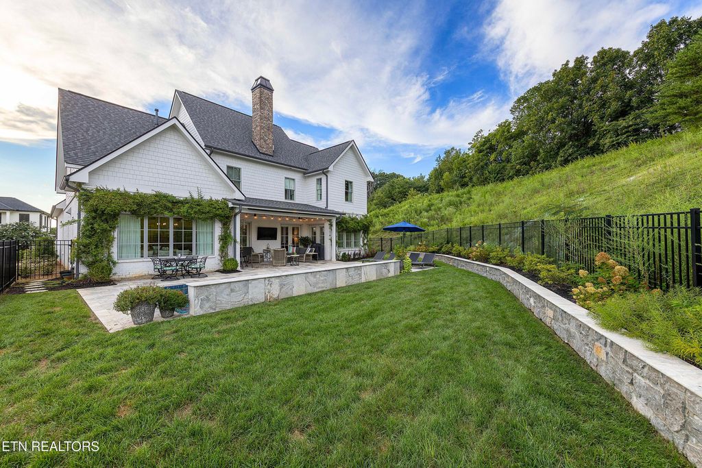 Photo of 9750 Clingmans Dome Drive, Knoxville, TN 37922 (MLS # 1333907)