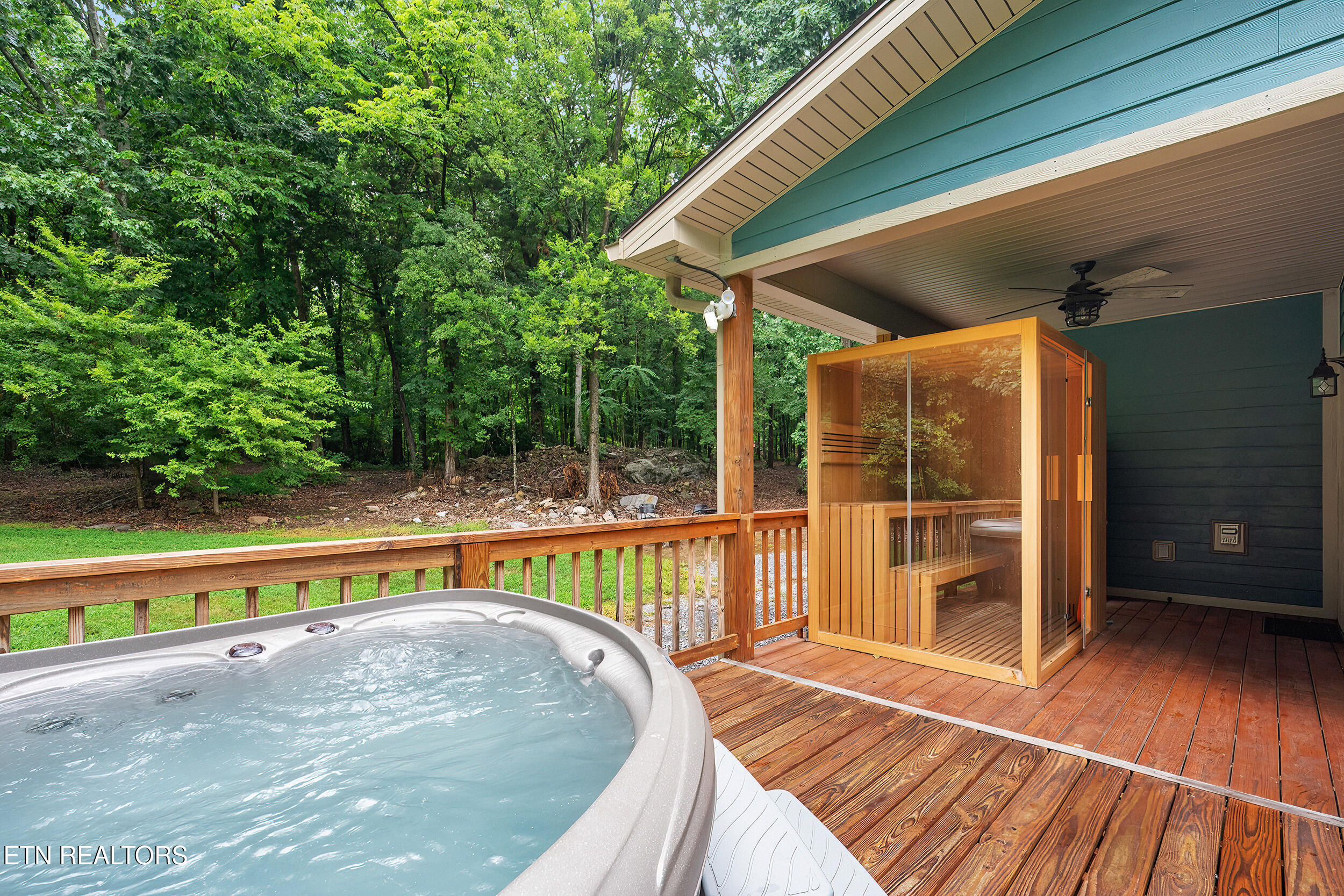 910 English Mountain Rd