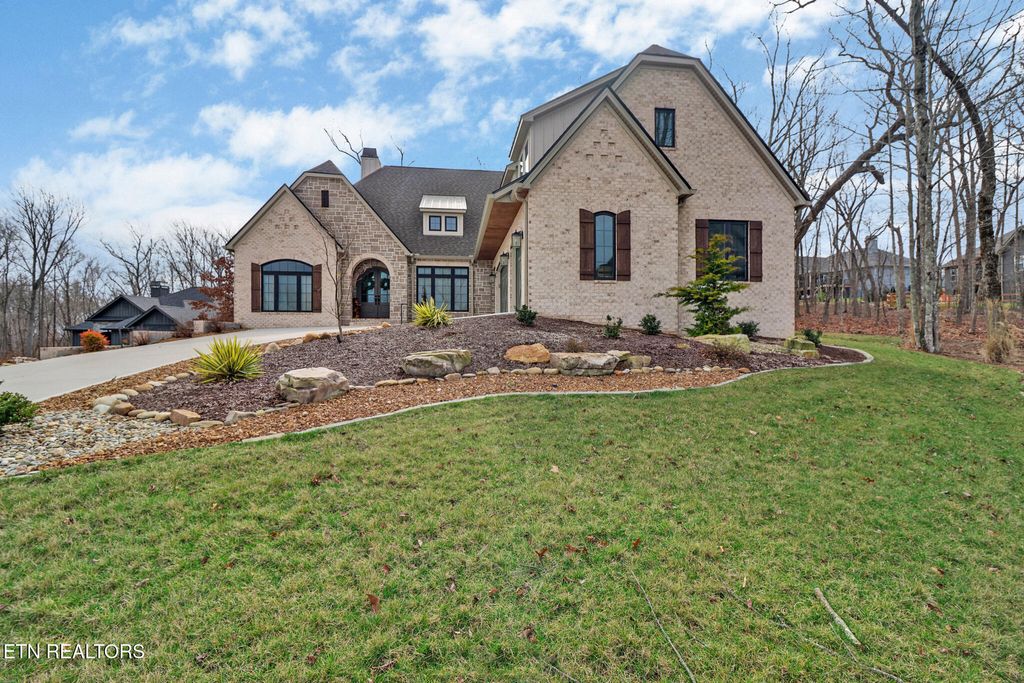 Photo of 154 Chestnut Ridge Lane, Crossville, TN 38558 (MLS # 1331062)