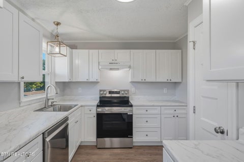 Tiny photo for 418 Highland Drive, Clinton, TN 37716 (MLS # 1359985)