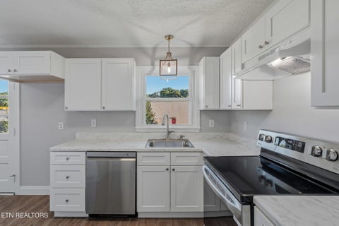 Tiny photo for 418 Highland Drive, Clinton, TN 37716 (MLS # 1359985)