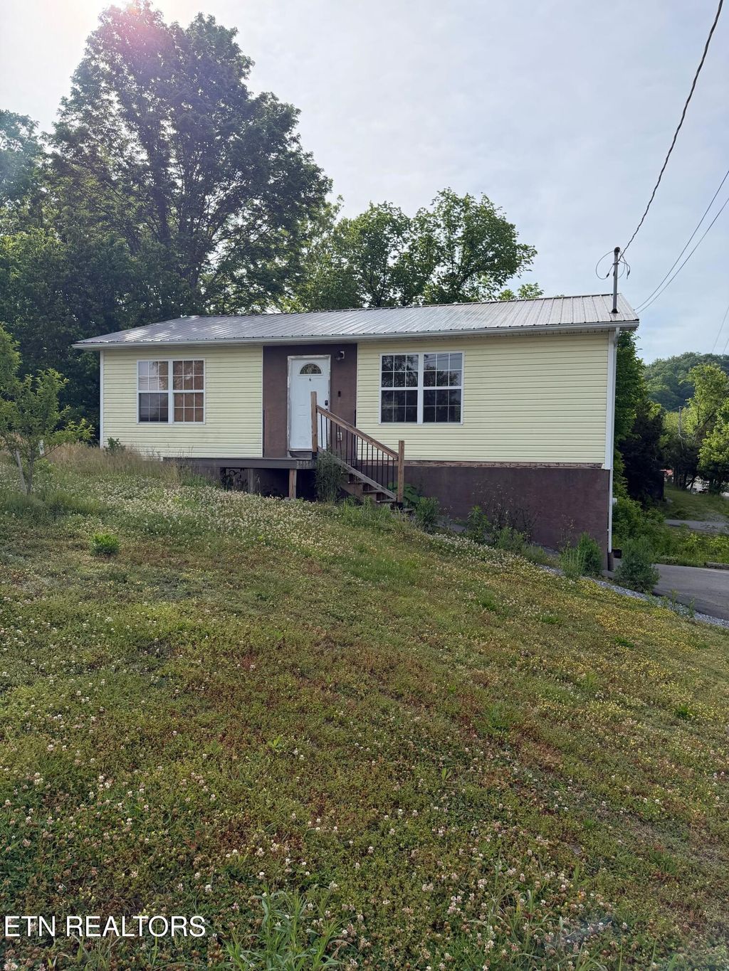 Photo of 955 Jersey Drive, Sevierville, TN 37862 (MLS # 1339705)