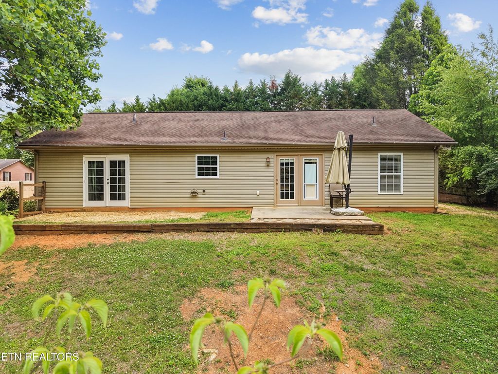 Photo of 823 Teffeteller Lane, Maryville, TN 37803 (MLS # 1339971)