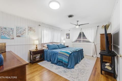 Tiny photo for 402 Bluff Rd, Kingston, TN 37763 (MLS # 1333998)