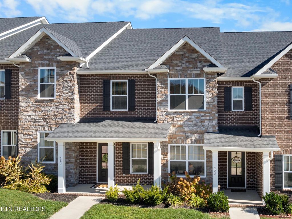 Photo of 240 Broadberry Ave, Oak Ridge, TN 37830 (MLS # 1321619)