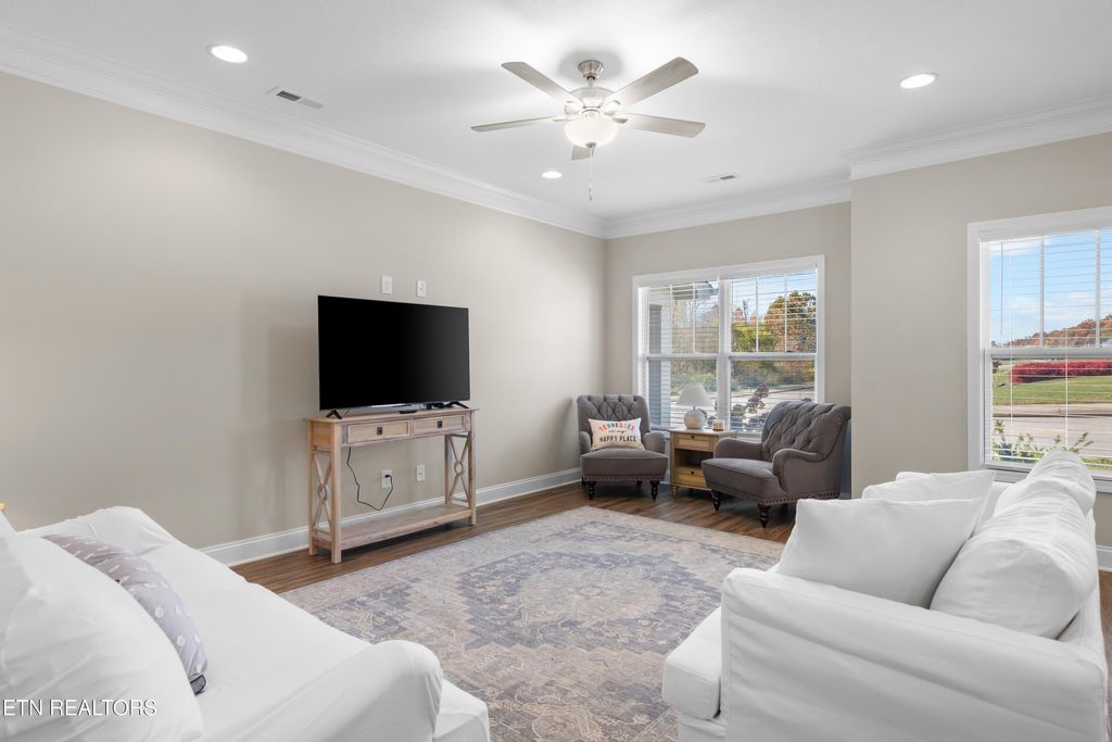 Photo of 240 Broadberry Ave, Oak Ridge, TN 37830 (MLS # 1321619)