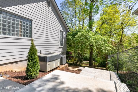 Tiny photo for 1313 Cherokee Blvd, Knoxville, TN 37919 (MLS # 1336405)