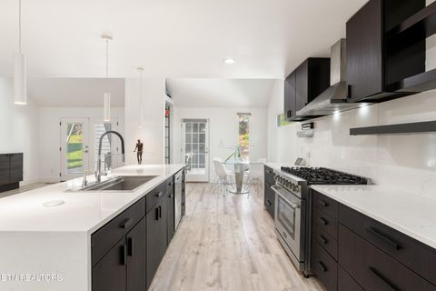 Tiny photo for 1313 Cherokee Blvd, Knoxville, TN 37919 (MLS # 1336405)